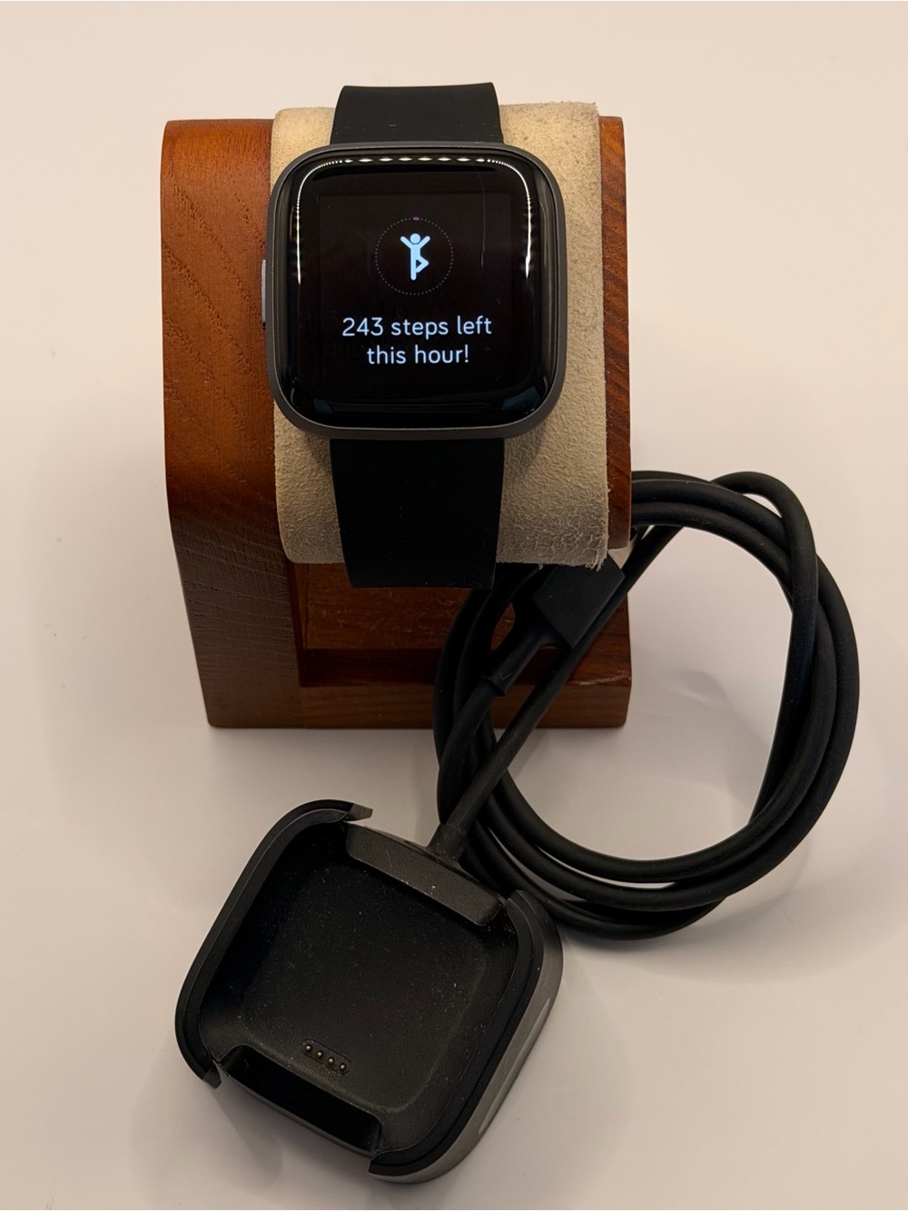 Fitbit Versa 2, Tested, Excellent, Charger Included, Fitness Tracker.